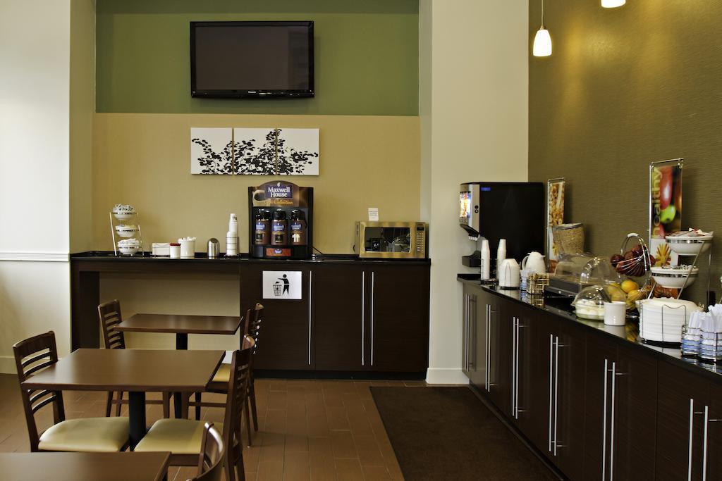 Sleep Inn & Suites Downtown Inner Harbor Baltimore Bagian luar foto