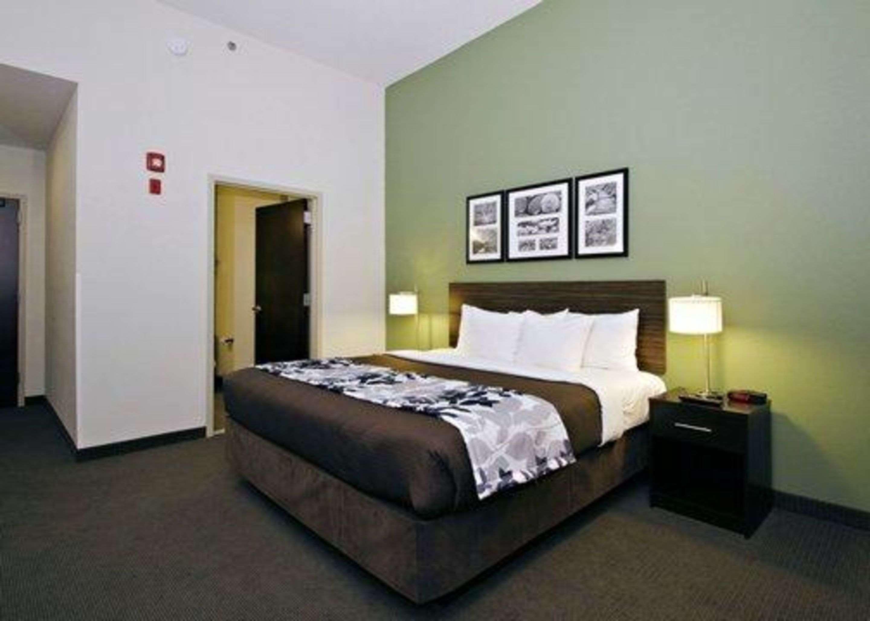 Sleep Inn & Suites Downtown Inner Harbor Baltimore Bagian luar foto