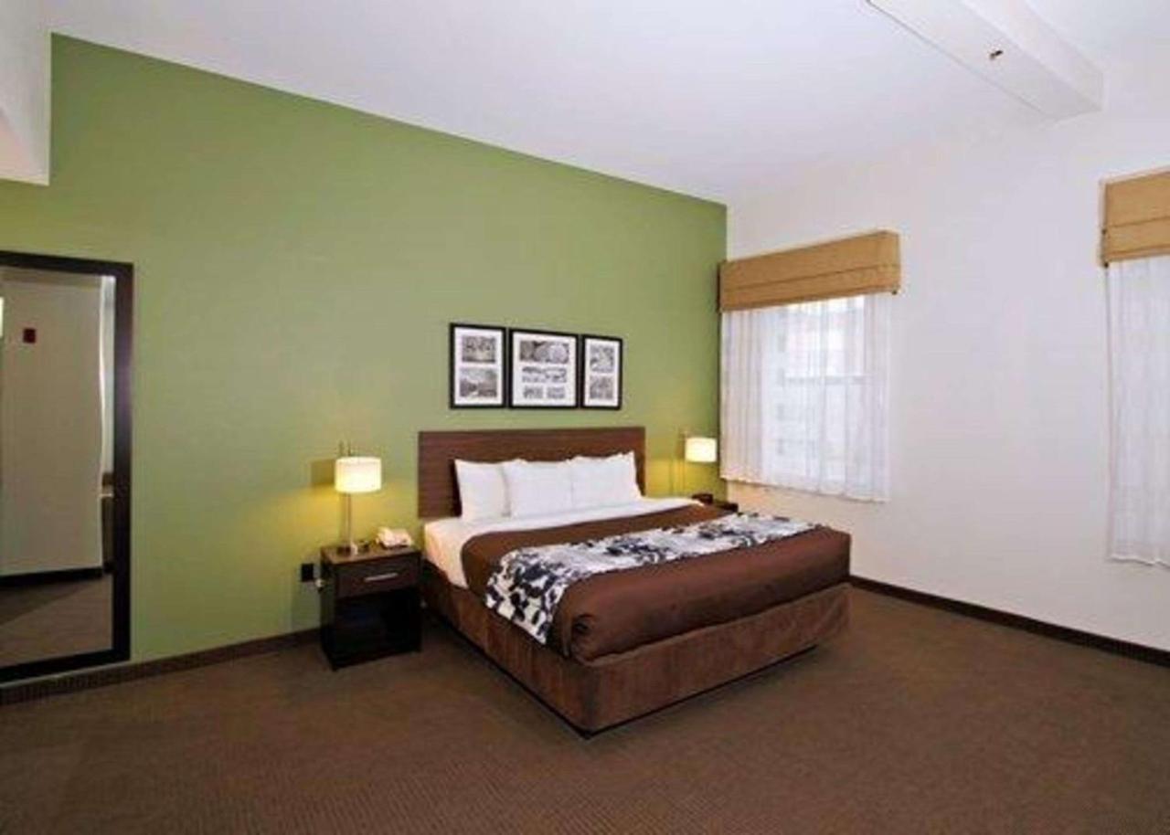 Sleep Inn & Suites Downtown Inner Harbor Baltimore Bagian luar foto
